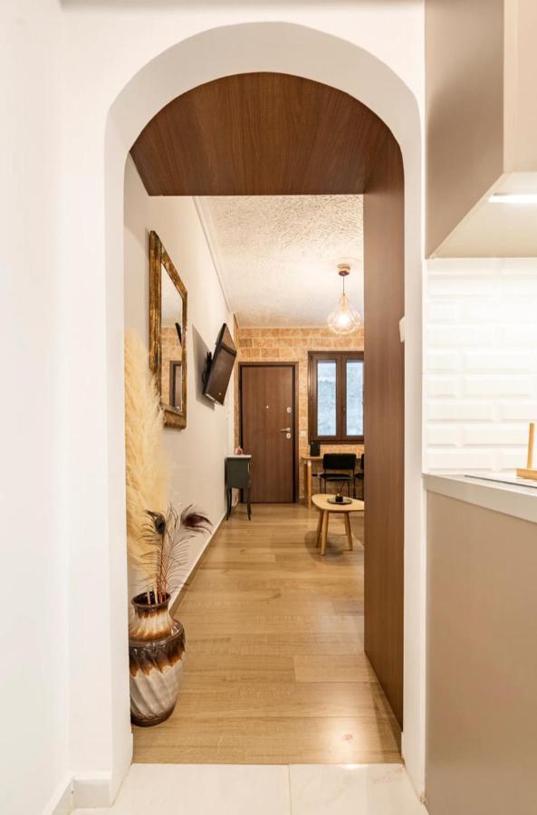Cute Tiny Apartment In The Heart Of Flisvos 雅典 外观 照片